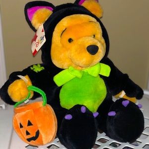 Plush Winnie the Pooh “Scaredy Cat”